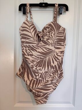 Kona Sol Women's One Piece Swimsuit Tummy Control U-Wire, XL (16) Brown Palm EUC